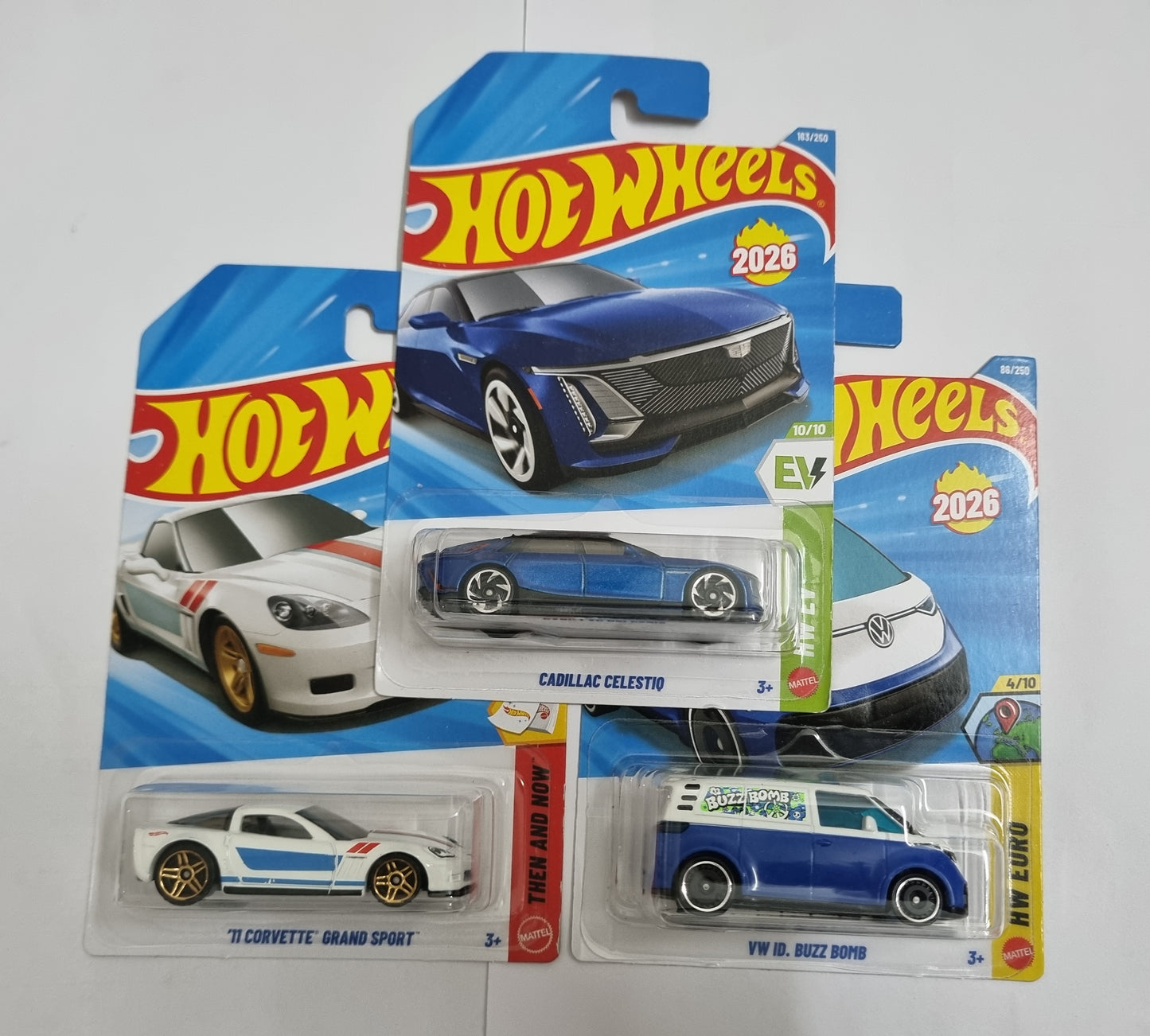 Hot Wheels J Case 2026 Combo Pack – Cadillac Celestiq, ’11 Corvette Grand Sport & VW ID. Buzz Bomb