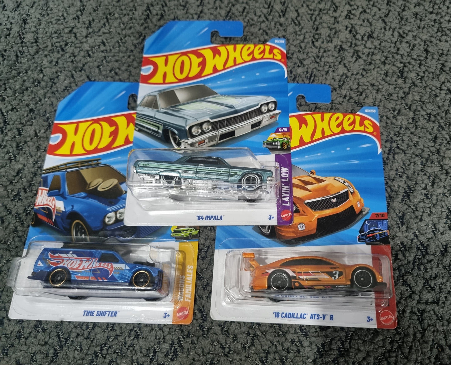 Hot Wheels  2026 Combo Pack (SET S4.4) – ’64 Impala, 16 Cadillac ATS-V R & Time Shifter (1:64 Die-Cast Cars Set)