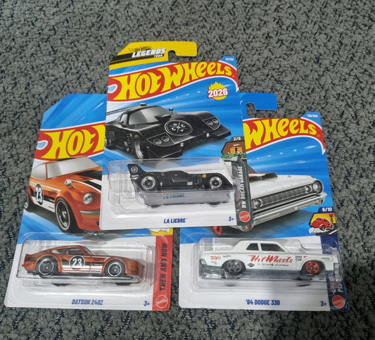Hot Wheels  2025–2026 Combo Pack (SET S6.4) – La Liebre, Datsun 240Z & ’64 Dodge 330 (Die Cast Cars Set)