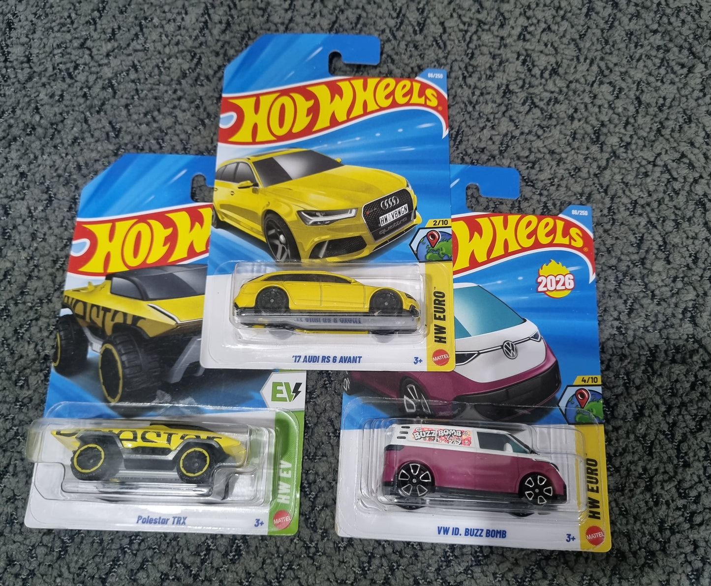 Hot Wheels 2026 Combo Pack (SET S6.3) – 17 Audi RS 6 Avant, VW ID. Buzz Bomb & Polestar TRX (Die Cast Cars Set)