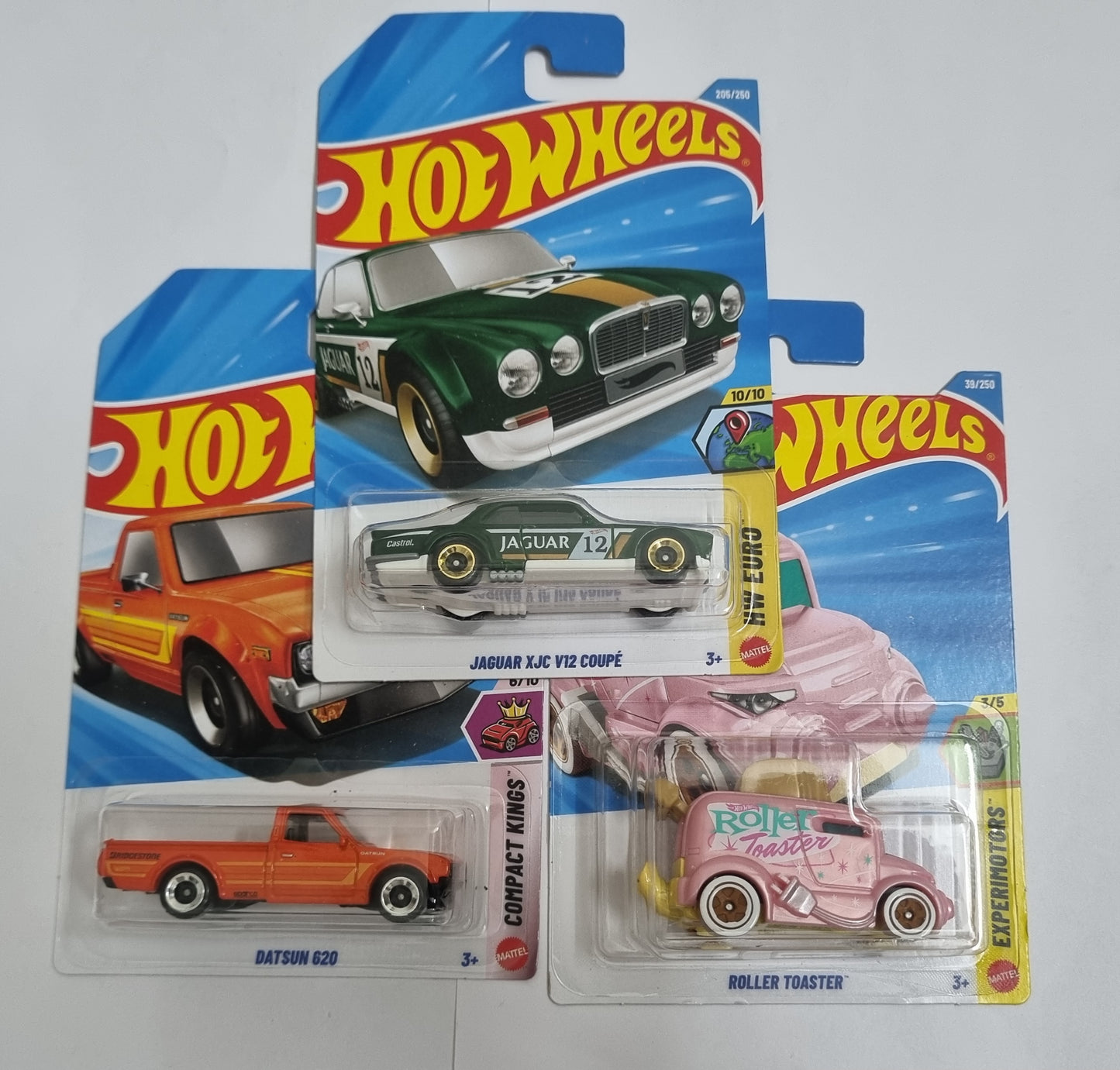 Hot Wheels J Case 2026 Combo Pack – Jaguar XJC V12 Coupé, Datsun 620 & Roller Toaster