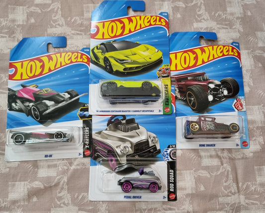 Hot Wheels 2026 F Case Imported Combo (SET-F1.3) – 16 Lamborghini Centenario Roadster/Cabriolet Decapotable, Bone Shaker, Pedal Driver & RD-06 (Set of 4)