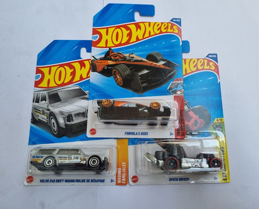 Hot Wheels 2025 P Case Combo (3 Cars) – Formula E Gen3, Volvo 240 Drift Wagon & Speed Driver