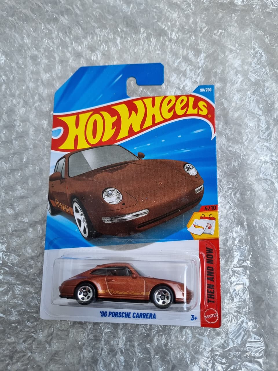 Hot Wheels ’96 Porsche Carrera – 2026 E Case