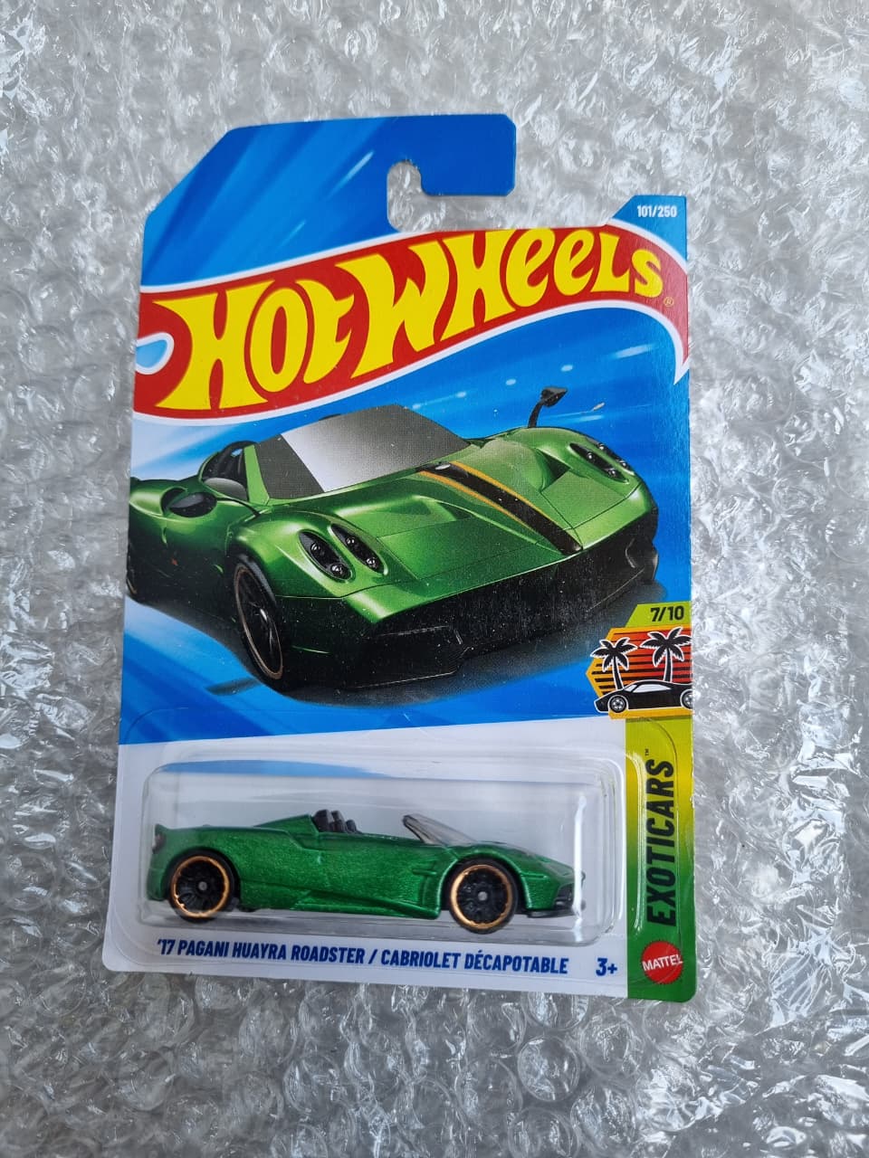 Hot Wheels ’17 Pagani Huayra Roadster – 2026 E Case