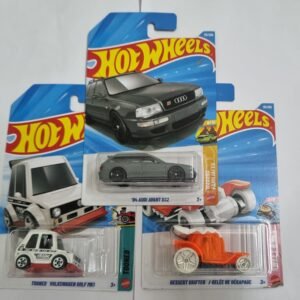 hot wheels j case 2026 combo pack – ’94 audi avant rs2, tooned volkswagen golf mk1 & dessert drifter