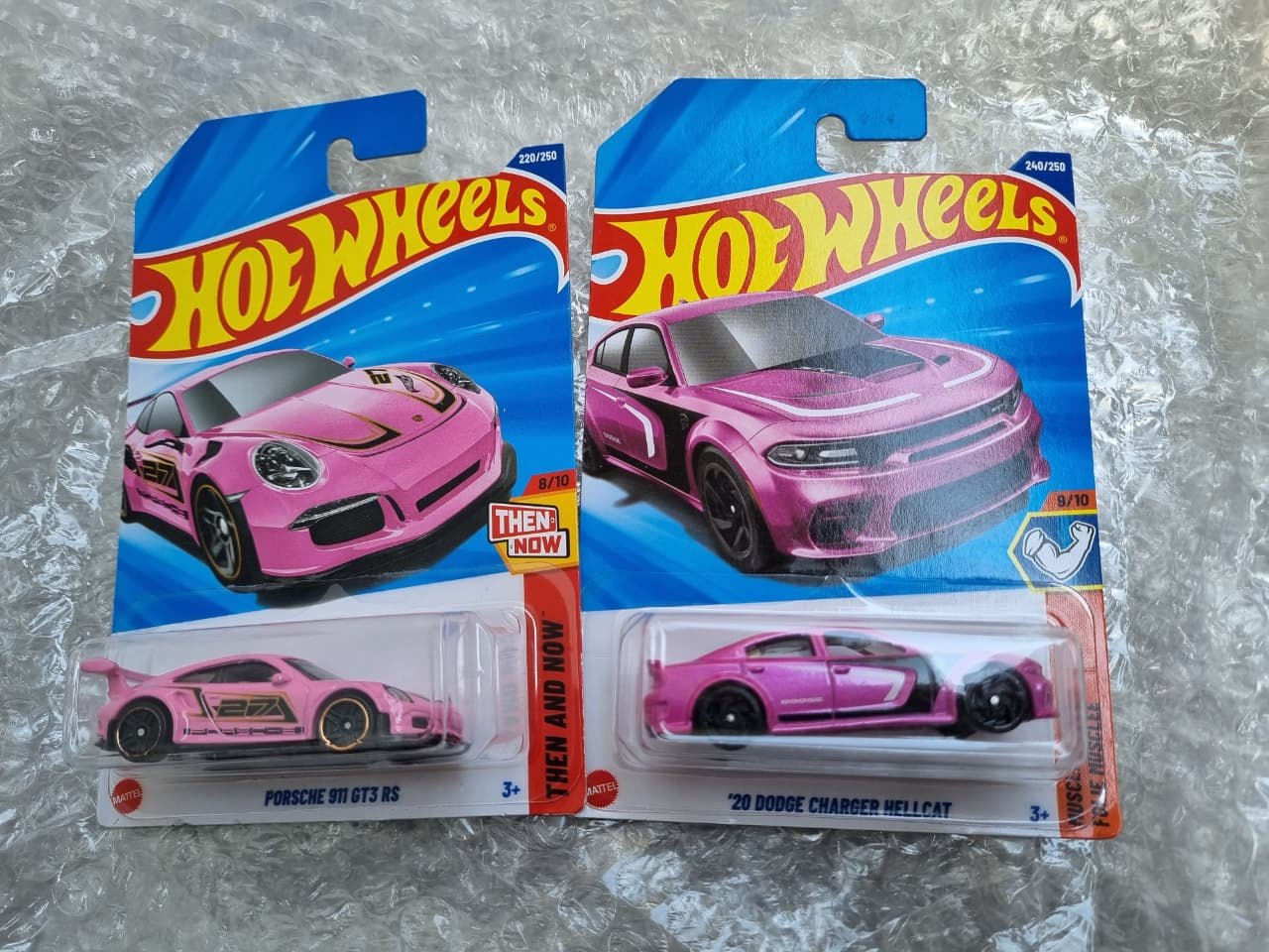 hot wheels pink combo pack porsche 911 gt3 rs + dodge charger hellcat 1:64 die cast cars | limited edition set india hot wheels pink combo pack porsche 911 gt3 rs + dodge charger hellcat 1:64 die cast cars | limited edition set india